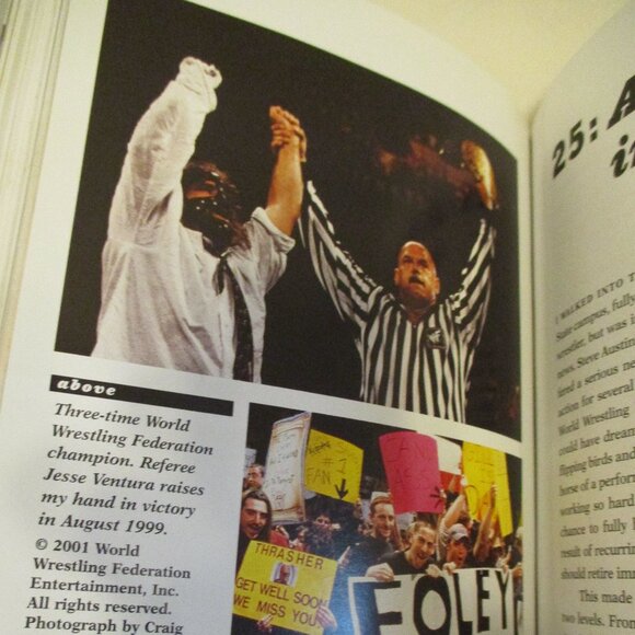 WWE Vintage 2001 Mick Foley Is Good Medium Black White Graphic Wrestling Book - Picture 7 of 7